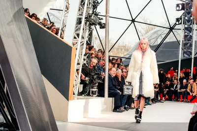 Look 5